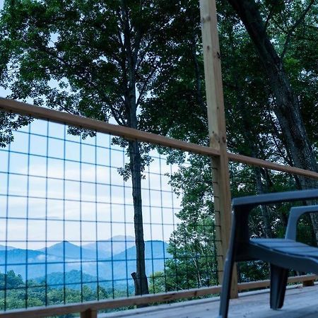 Modern Mountain Cabin - Spectacular Views At 3100 Ft Waynesville Exterior photo